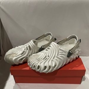 Pollex Crocs X Salehe Burberry, White spackle